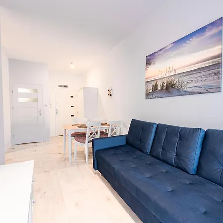 Horyzont Apartamenty- Baltycka 7ab- Sniadania Kołobrzeg